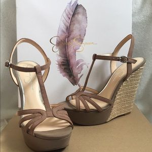 BEVIN JESSICA SIMPSON WEDGE